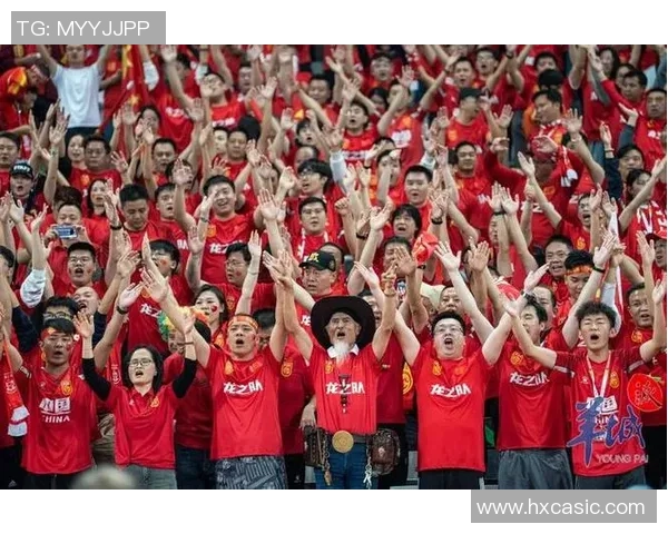 中韩足球明星赛在上海激情开赛球迷共庆友谊与竞技的盛宴