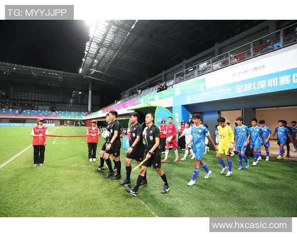 南京足球队荣登足球战术排行榜第三名展现出色战术实力与团队协作能力