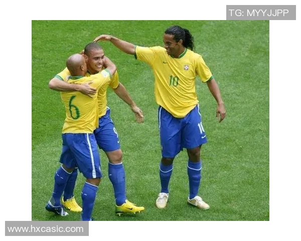 波澜壮阔的绿茵场上那些闪耀的足球明星与他们的传奇故事