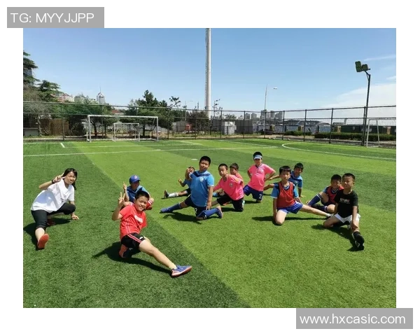 足球小白盘的魅力与技巧解析让你轻松掌握足球基础知识与实战经验 足球小白盘的魅力与技巧解析让你轻松掌握足球基础知识与实战经验